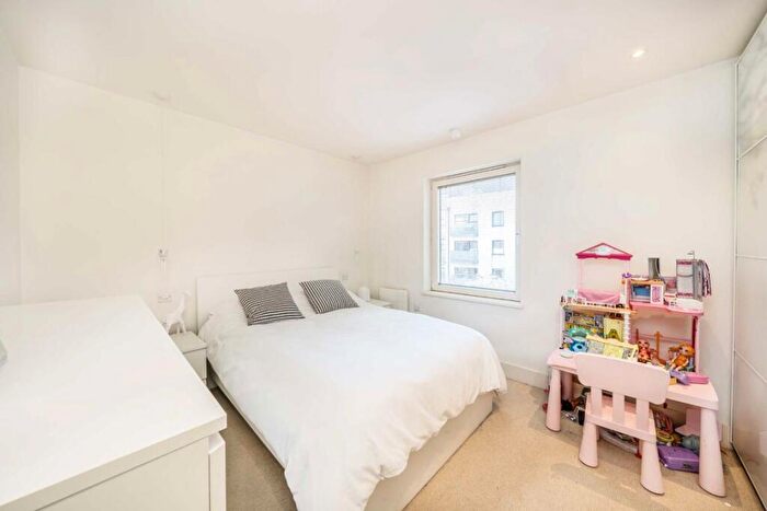1 Bedroom Flat To Rent In Tiltman Place, London, N7
