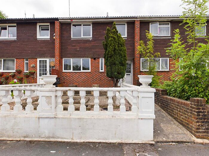 4 Bedroom Terraced House To Rent In Egginton Close, Brighton, BN2