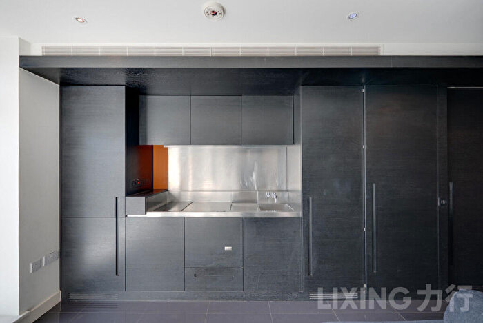 Apartment For Sale In Pan Peninsula Square, Canary Wharf, E14