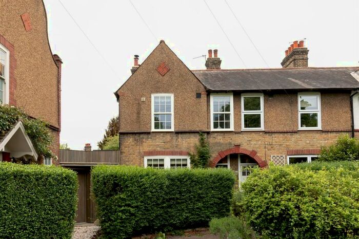 3 Bedroom End Of Terrace House To Rent In Ardleigh Road, Walthamstow, E17