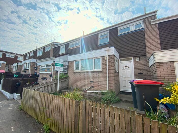 3 Bedroom Terraced House To Rent In Woodrows, Telford, TF7