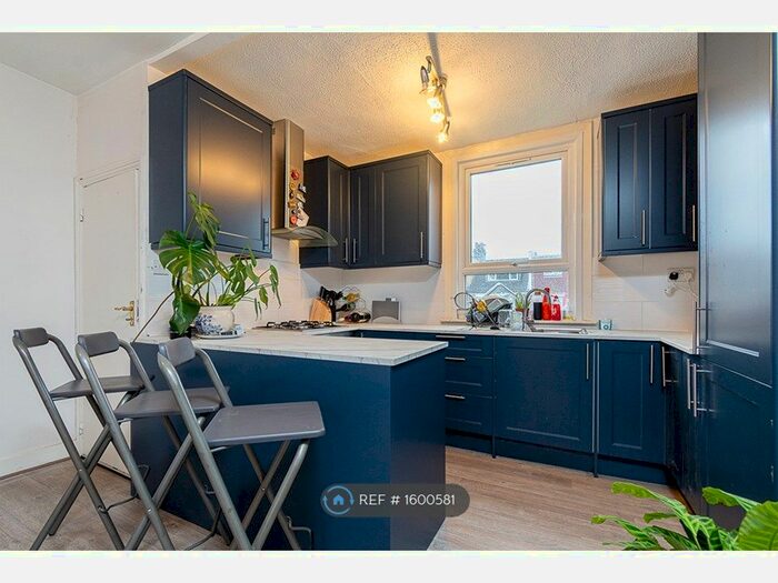 4 Bedroom Flat To Rent In Streatham, London, SW16