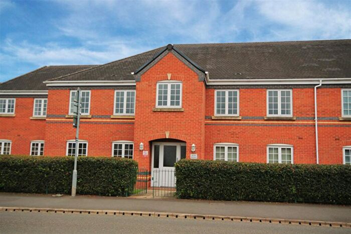 2 Bedroom Flat To Rent In Station Road, Castle Donington, Derby, DE74