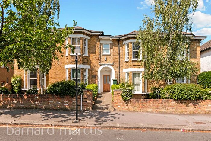 2 Bedroom Apartment For Sale In Outram Road, Croydon, CR0