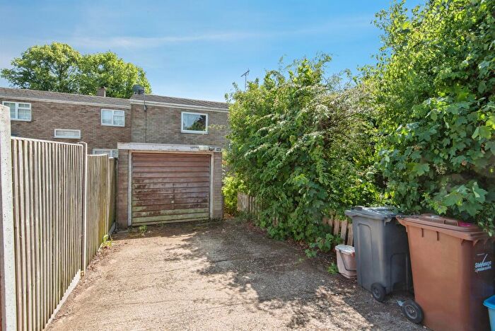 3 Bedroom Terraced House For Sale In Grace Way, Stevenage, SG1