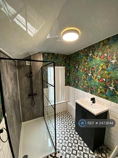 5 Bedroom Terraced House To Rent In Calton Avenue, Liverpool, L18