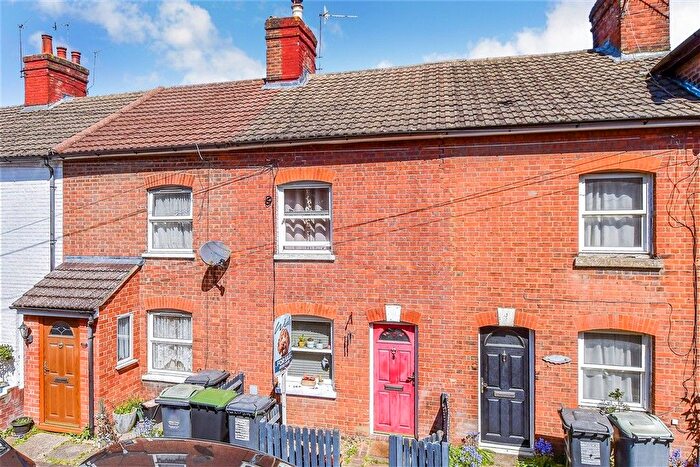 3 Bedroom Terraced House For Sale In Waterloo Place, Tonbridge, Kent, TN9