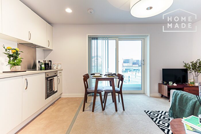 Studio To Rent In Aston Place, B1 - Photo 3