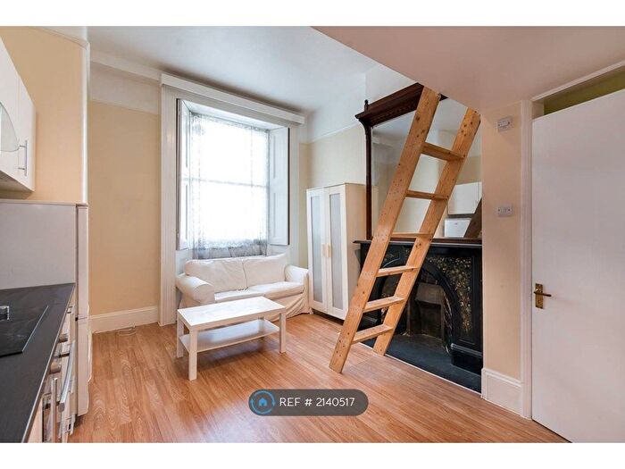 Studio To Rent In Oakley Street, London, SW3