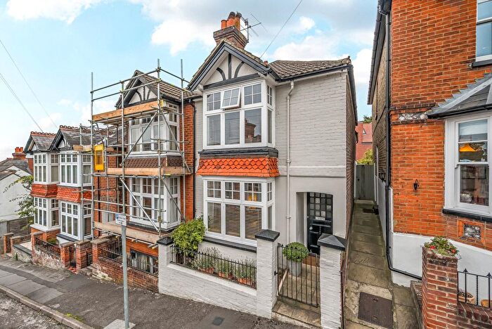 3 Bedroom Semi-detached House For Sale In Oxford Road, Guildford, Surrey, GU1