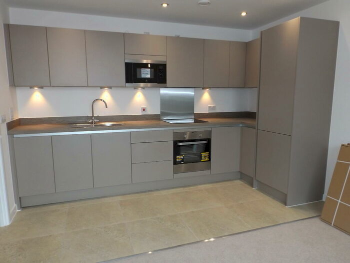 2 Bedroom Apartment To Rent In Douglas House, Ferry Court, Cardiff Bay, CF11