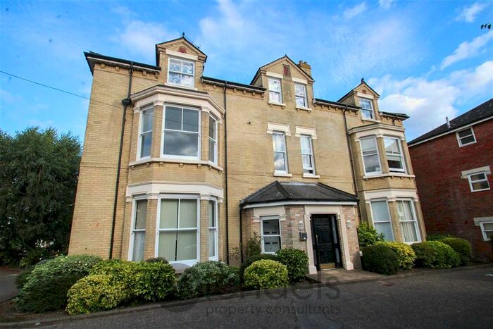 2 Bedroom Flat To Rent In Oxford Court, Oxford Road, Colchester, CO3