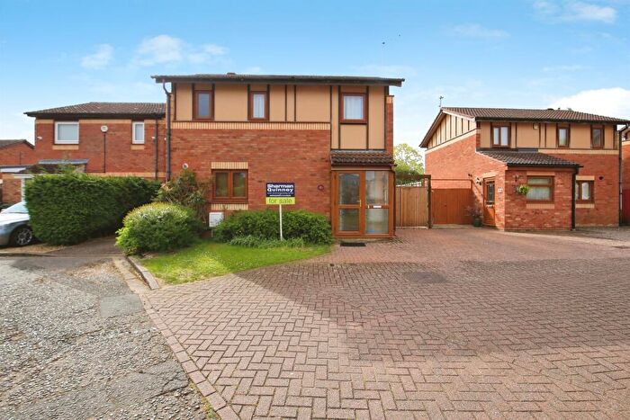 3 Bedroom Detached House For Sale In Home Pasture, Peterborough, PE4