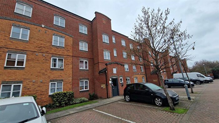 2 Bedroom Flat To Rent In Otter Close, London, E15