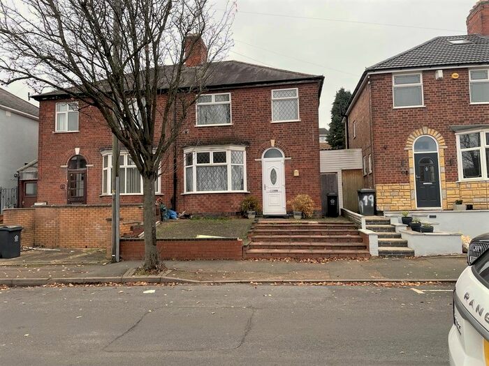 3 Bedroom Semi-Detached House To Rent In Mayflower Road, Leicester, LE5