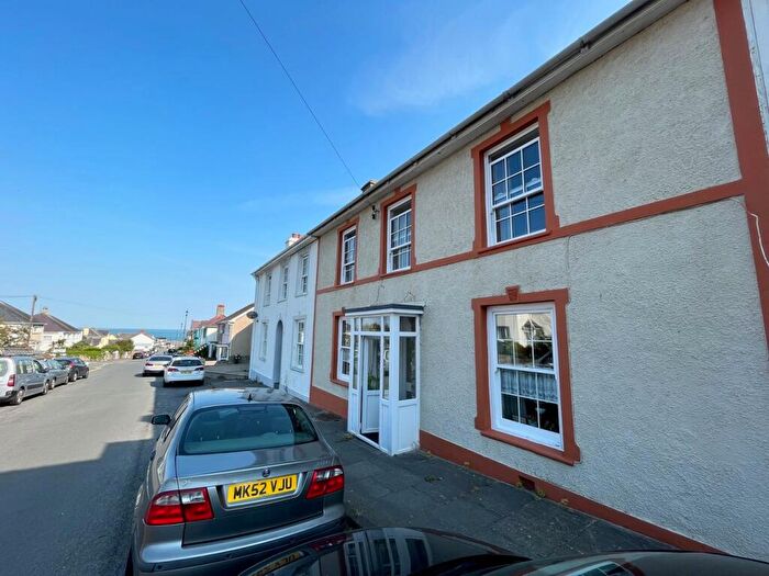 4 Bedroom Town House For Sale In Wellington Street, Aberaeron, SA46
