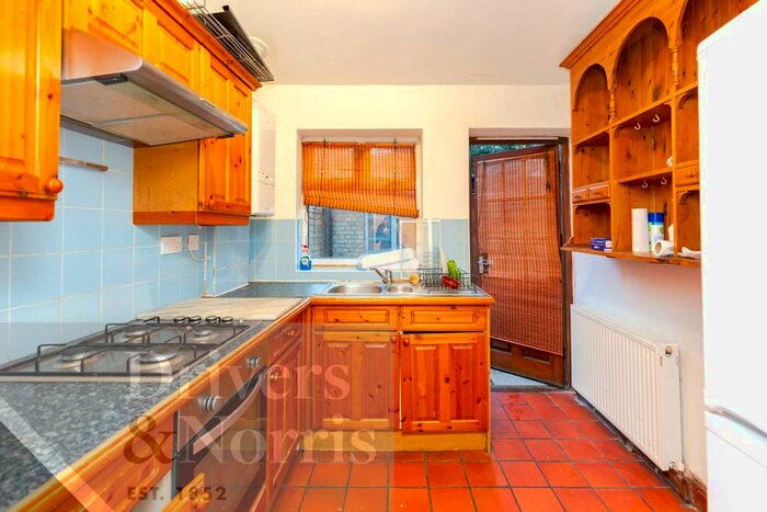 1 Bedroom Flat To Rent In Cornwallis Road, Upper Holloway, London N19