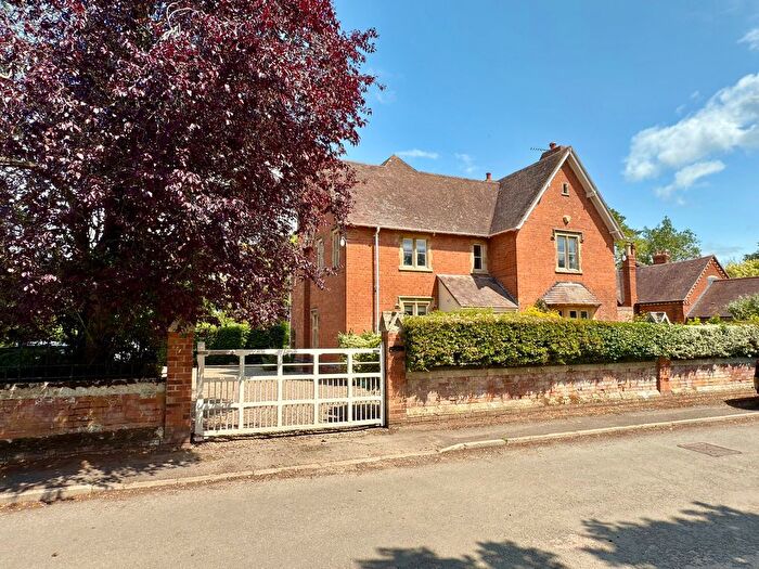 5 Bedroom Detached House For Sale In Church End, Tewkesbury, GL20