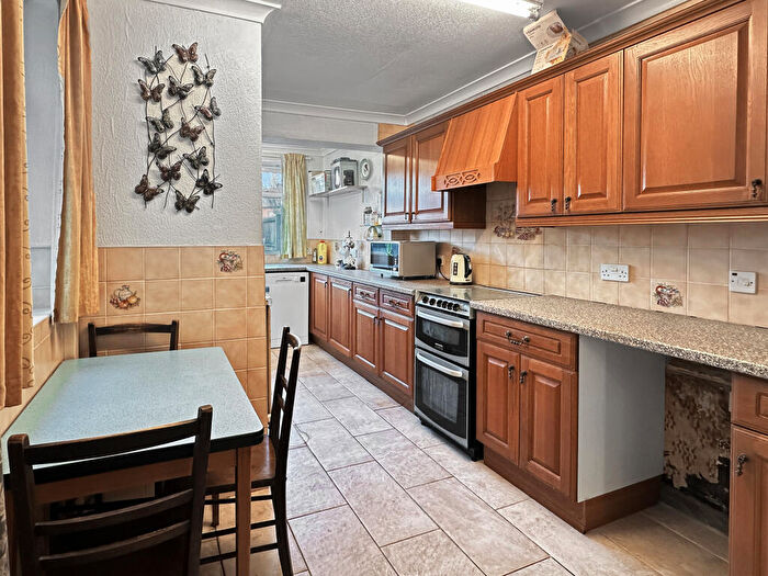 3 Bedroom Terraced House For Sale In Hemingford Road, Cambridge, CB1