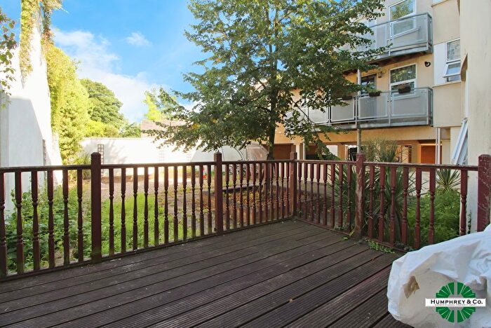 2 Bedroom Flat To Rent In , Maitland Road, E15