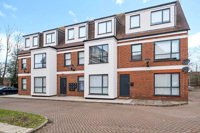 1 Bedroom Flat To Rent In Chalvey Park, Slough, SL1