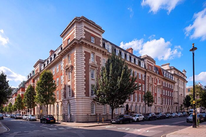 3 Bedroom Flat For Sale In Weymouth Street, London, W1W