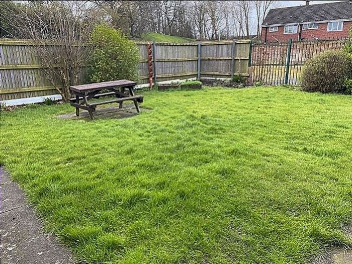 1 Bedroom Flat To Rent In Marchant Road, Bilston, Wolverhampton, WV14