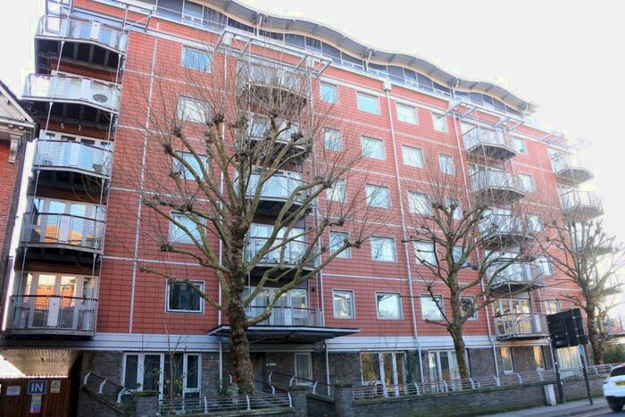 2 Bedroom Apartment To Rent In The Panoramic, Park Row, BS1