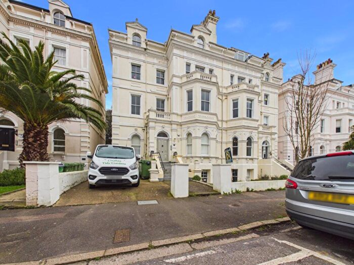 2 Bedroom Apartment For Sale In Augusta Gardens, Folkestone, Kent, CT20