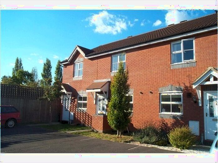 2 Bedroom Terraced House To Rent In Wellington Avenue, Banbury, OX16
