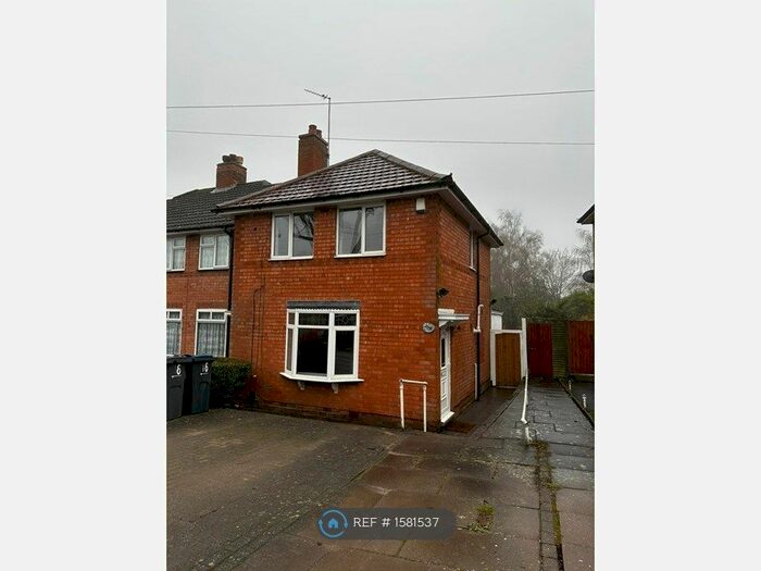 3 Bedroom End Of Terrace House To Rent In Milcote Road, Birmingham, B29