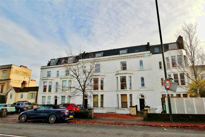 2 Bedroom Apartment To Rent In Upper Belgrave Road, Bristol, BS8