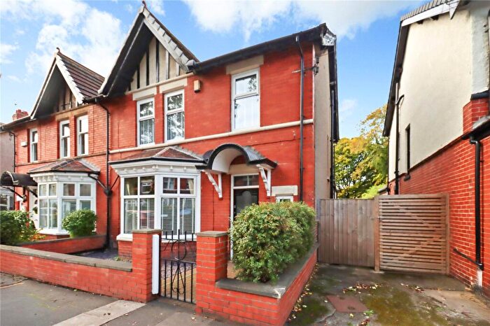 3 Bedroom Semi-Detached House For Sale In Grosvenor Drive, Whitley Bay, Tyne And Wear, NE26