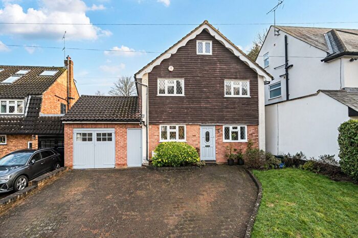 4 Bedroom Detached House For Sale In Carpenters Wood Drive, Chorleywood, WD3