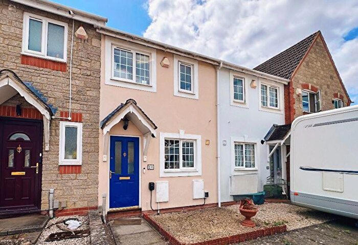 2 Bedroom Terraced House For Sale In Firs Meadow, Oxford, OX4