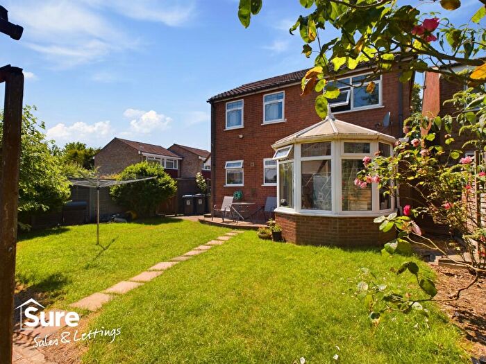 4 Bedroom Detached House To Rent In Bronte Crescent, Hemel Hempstead, Hertfordshire, HP2