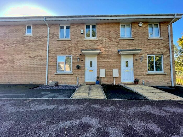 2 Bedroom Terraced House To Rent In Lloyd Close, Cheltenham, GL51