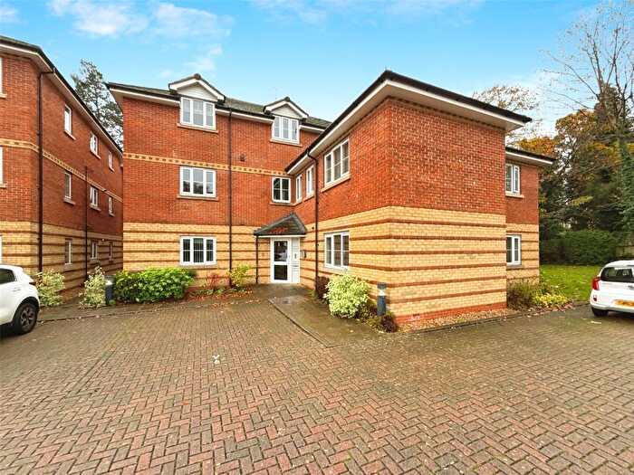 2 Bedroom Flat To Rent In Netherby Gardens, Bracknell, Berkshire, RG12
