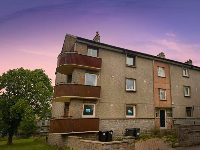2 Bedroom Flat For Sale In Auldearn Place, Aberdeen, AB12