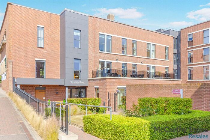 1 Bedroom Flat For Sale In Glenhills Court, Little Glen Road, Glen Parva, Leicester, LE2