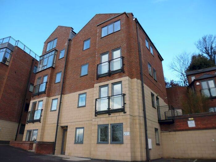 3 Bedroom Duplex To Rent In Greestone Mount, Lincoln, LN2