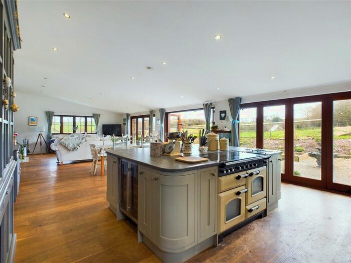 4 Bedroom Bungalow For Sale In Langtree, Torrington, Devon, EX38