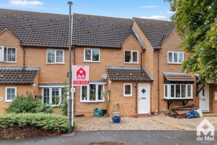 3 Bedroom Terraced House For Sale In The Highgrove, Bishops Cleeve, GL52