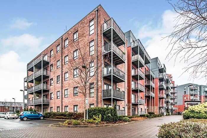 2 Bedroom Apartment To Rent In The Waterfront, Manchester, Greater Manchester, M11