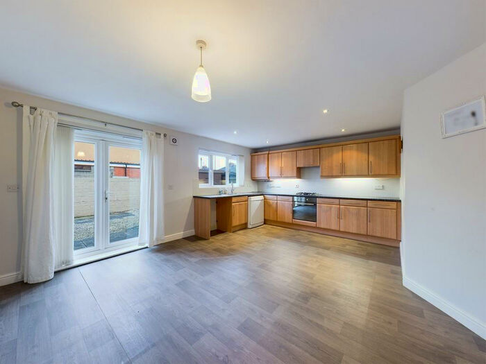 Houses to rent in West Tilbury, RM18, Thurrock