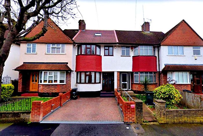 3 Bedroom Terraced House To Rent In Goston Gardens, CR7