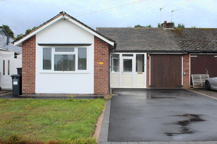 3 Bedroom Semi-Detached Bungalow To Rent In Runnymede Drive, Balsall Common, CV7