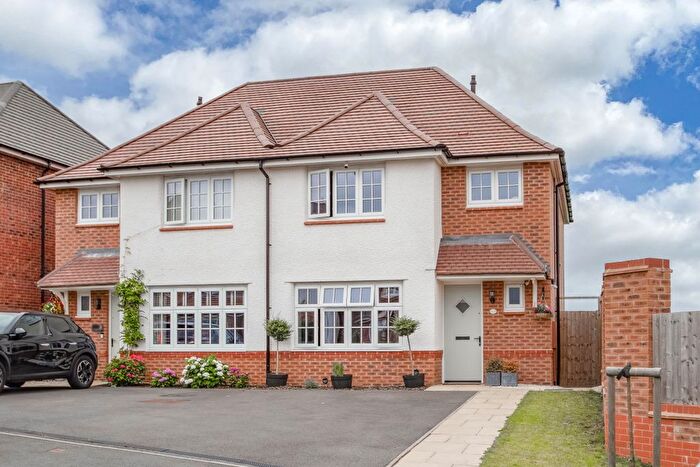 3 Bedroom Semi Detached House For Sale In Oakengates Close, Webheath, Redditch, Worcestershire, B97