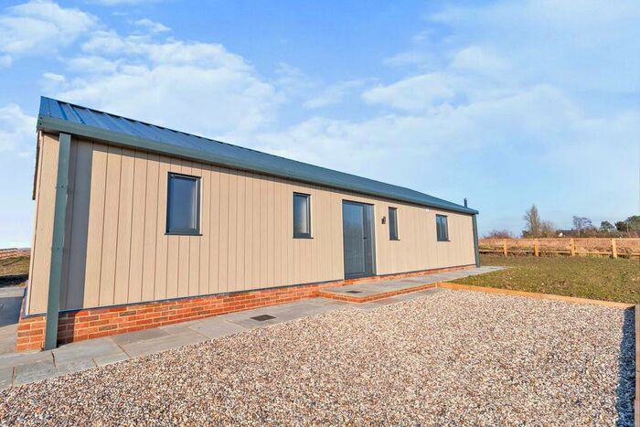 2 Bedroom Bungalow For Sale In Cardinals Green, Horseheath, Cambridge, CB21