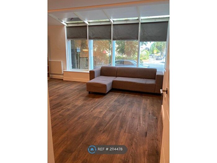 Studio To Rent In Rubens House, London, N3